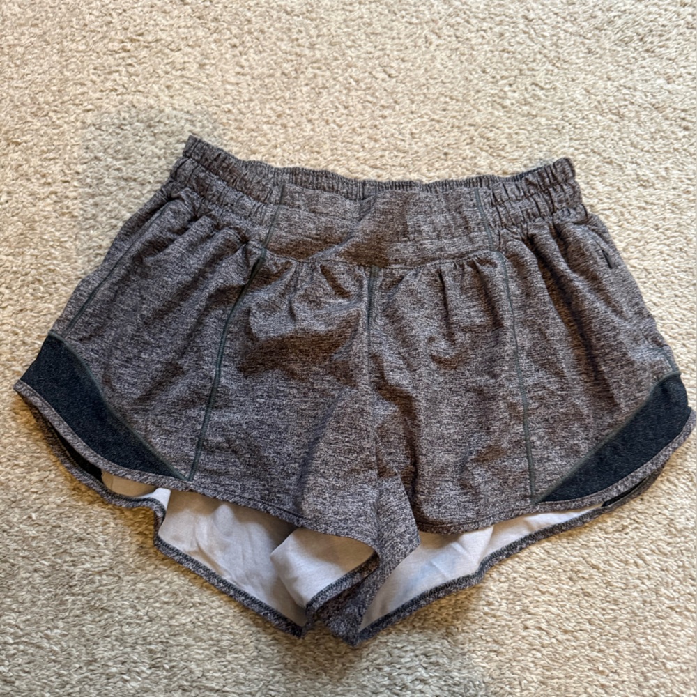 Lululemon Hotty Hot shorts